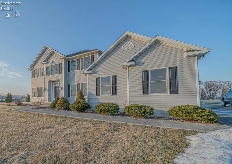 11101 W Genzman Road, Oak Harbor, OH 43449 - #3