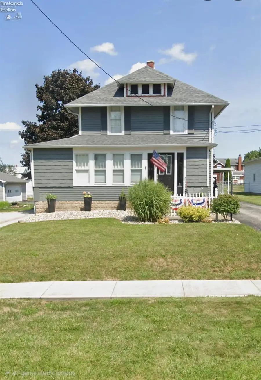 209 Pleasant Street, Bellevue, OH 44811 - #2