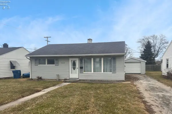 507 Oaklawn Avenue, Fremont, OH 43420