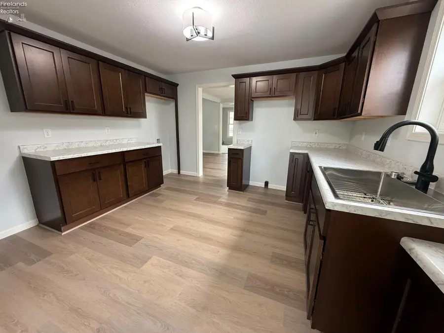 33 E League Street, Norwalk, OH 44857 - #2