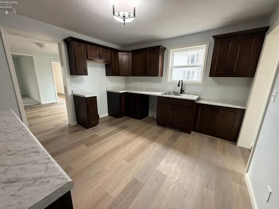 33 E League Street, Norwalk, OH 44857 - #3