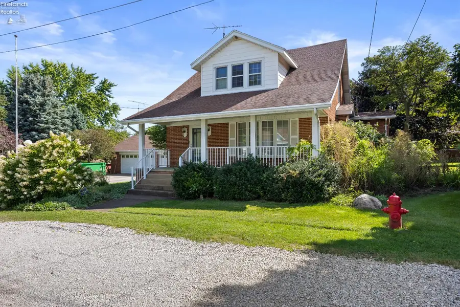 721 Laurel Avenue, Marblehead, OH 43440 - #2