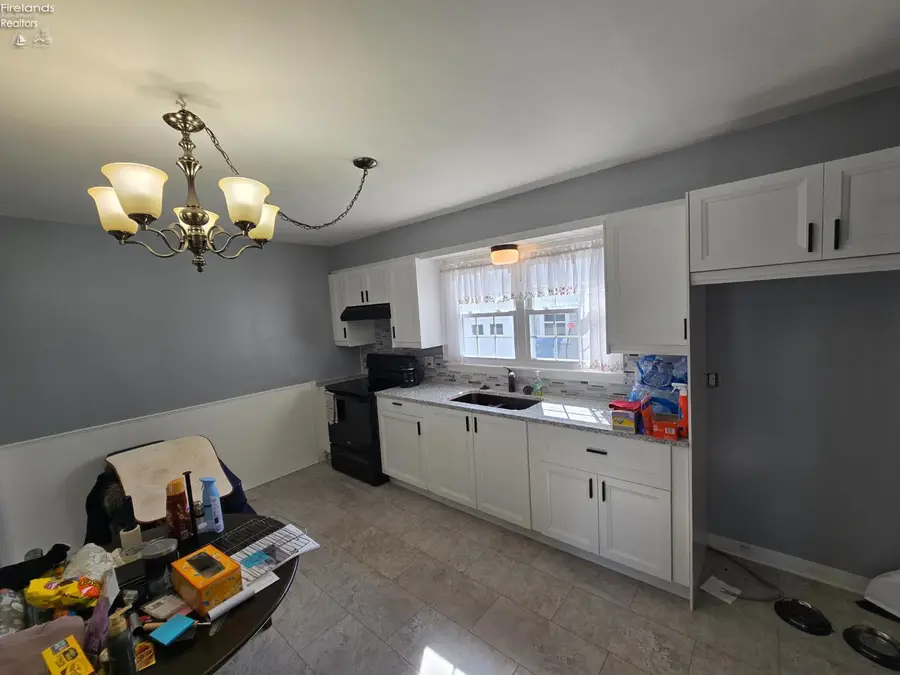 2802 N Bayview Lane, Sandusky, OH 44870 - #3