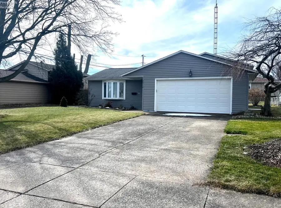 2912 Park Lane, Sandusky, OH 44870 - #3