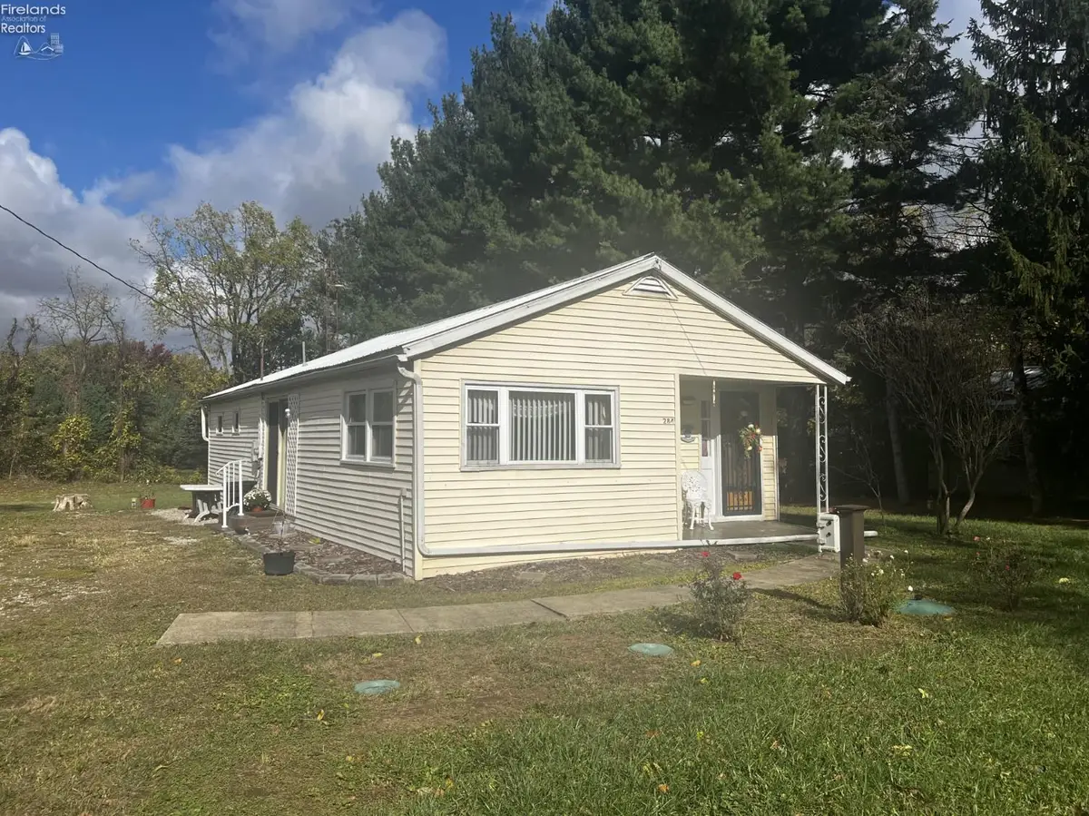 284 Gibbs Road, Norwalk, OH 44857 - #1