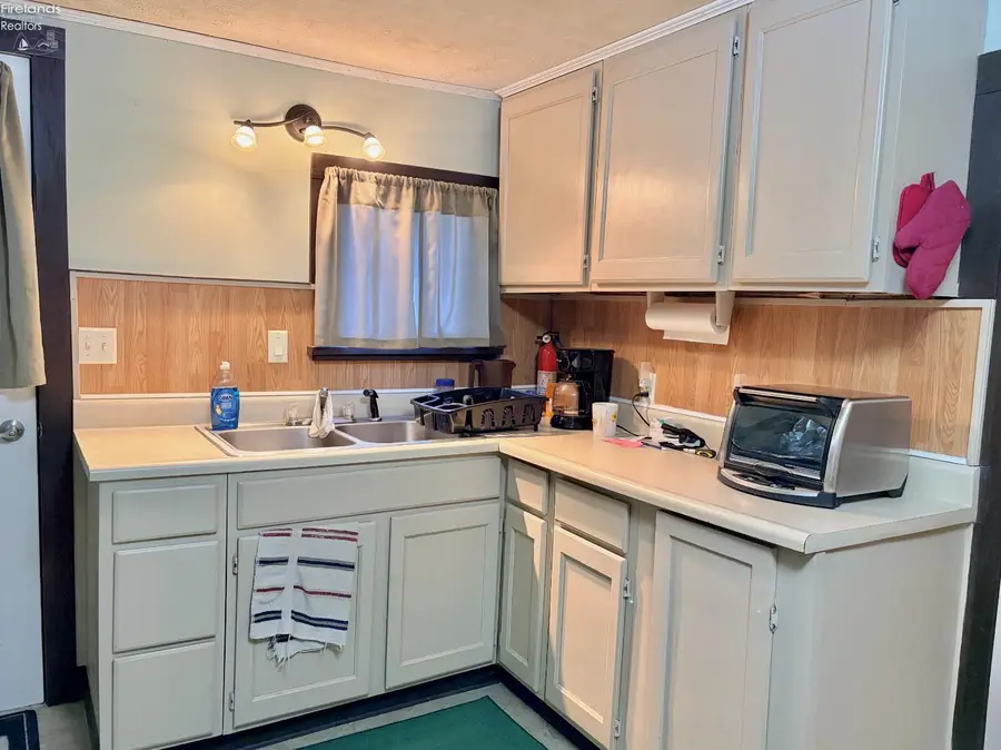 2937 County Road 206, Fremont, OH 43420 - #3