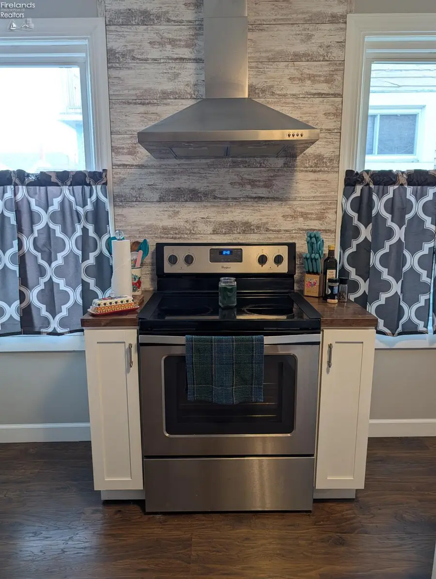 621 Reese Street, Sandusky, OH 44870 - #3