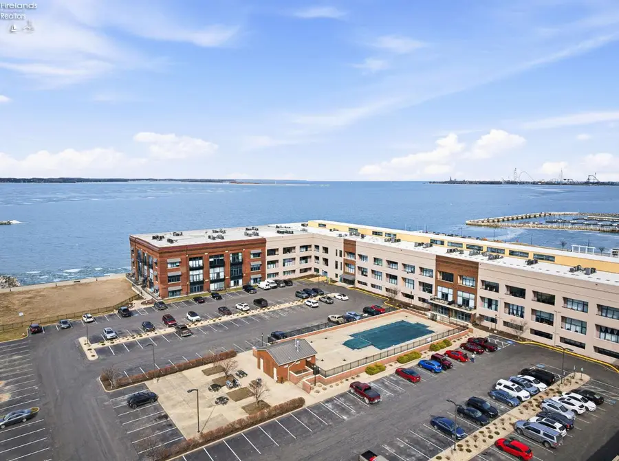 401 W Shoreline Drive #267, Sandusky, OH 44870 - #3