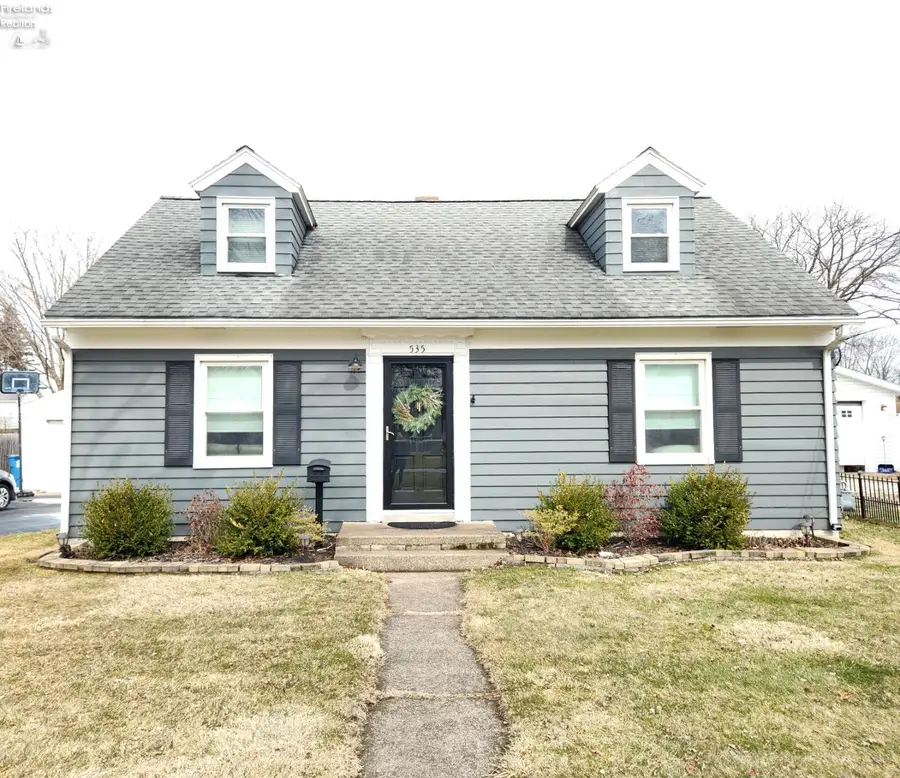 535 Wilbor Ave, Huron, OH 44839 - #2