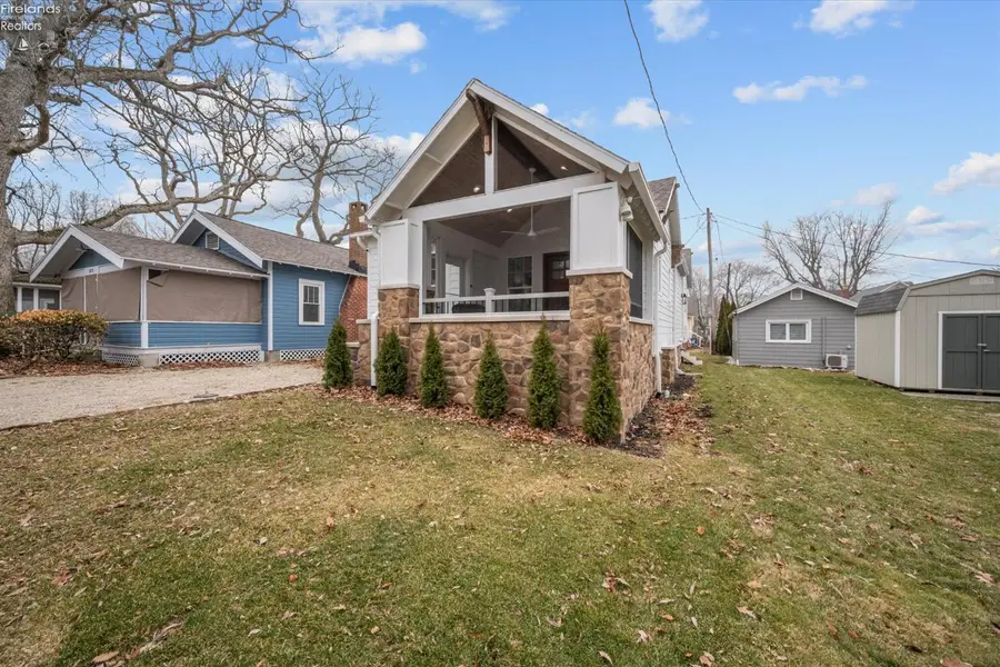 324 Plum Avenue, Lakeside, OH 43440 - #3