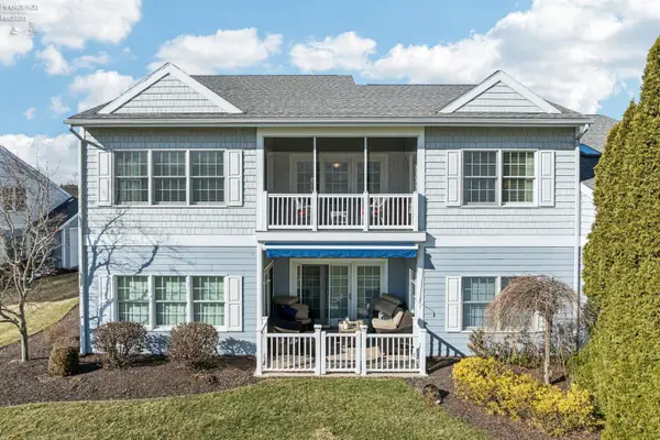 4444 E Harbors Edge Drive, Port Clinton, OH 43452