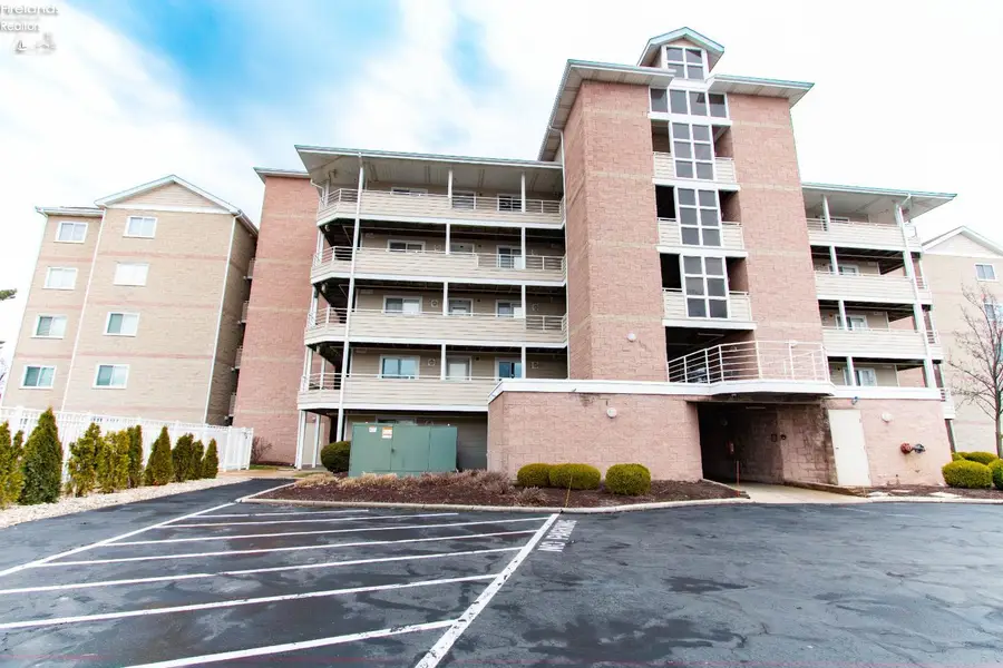 30 Marina Point Dr., Sandusky, OH 44870 - #2