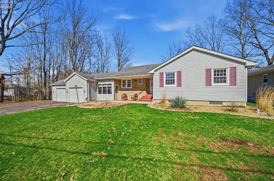 1073 Rosealee Ave., Elyria, OH 44035 - #3