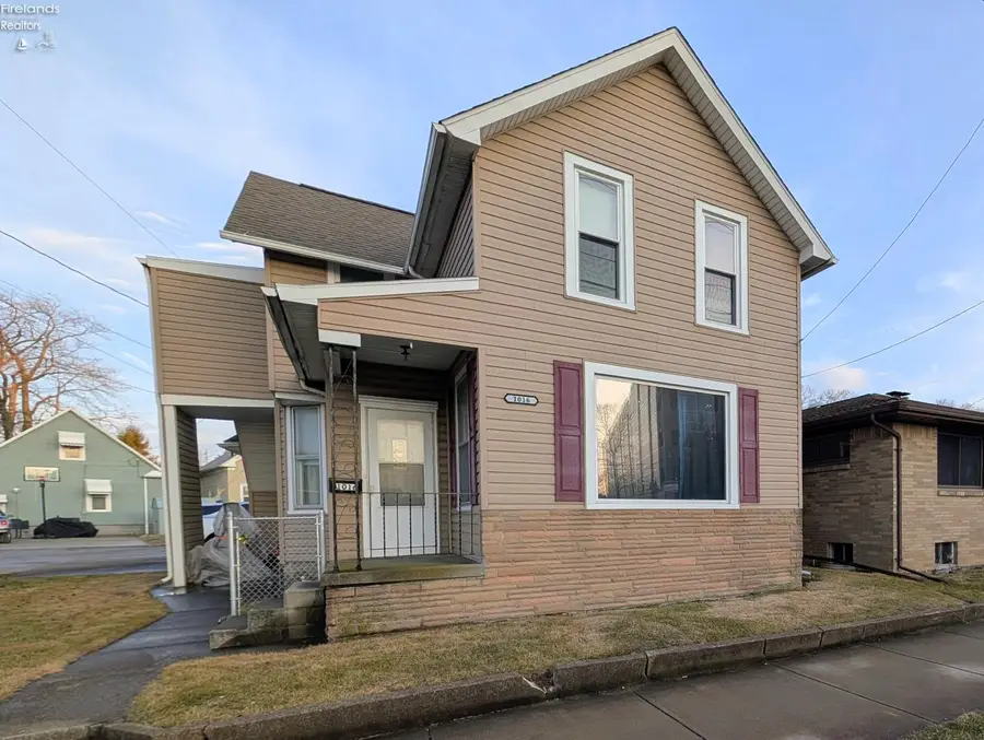 1016 Hayes Avenue, Sandusky, OH 44870 - #2