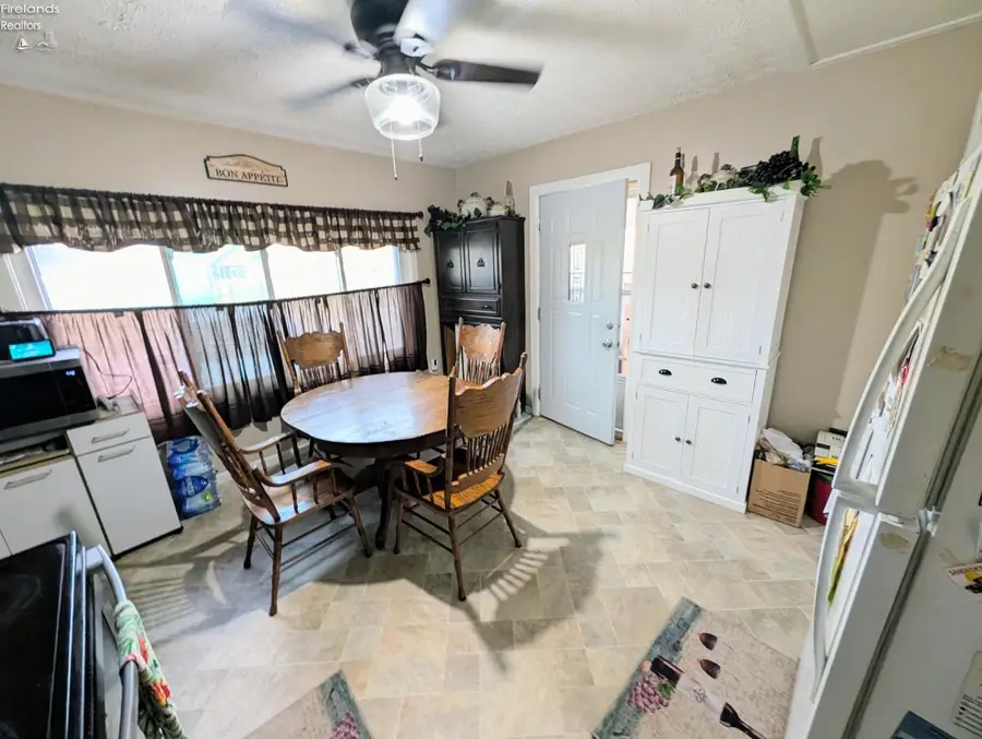 1016 Hayes Avenue, Sandusky, OH 44870 - #3