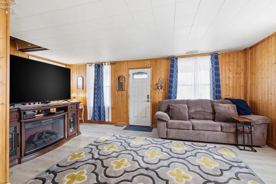 25 E League Street, Norwalk, OH 44857 - #2