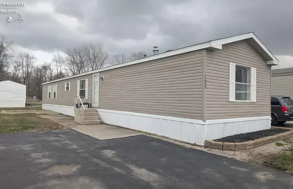 220 Maple Lane #125, Green Springs, OH 44836