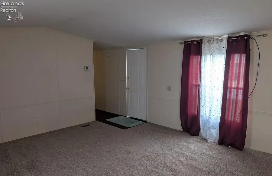 220 Maple Lane #125, Green Springs, OH 44836 - #2