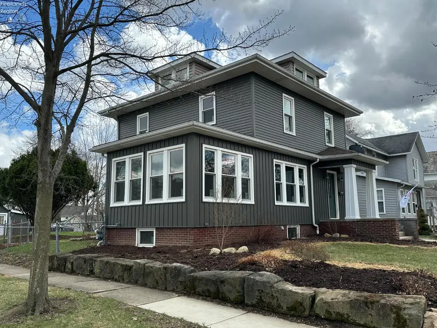 403 Park Street, Willard, OH 44890 - #2