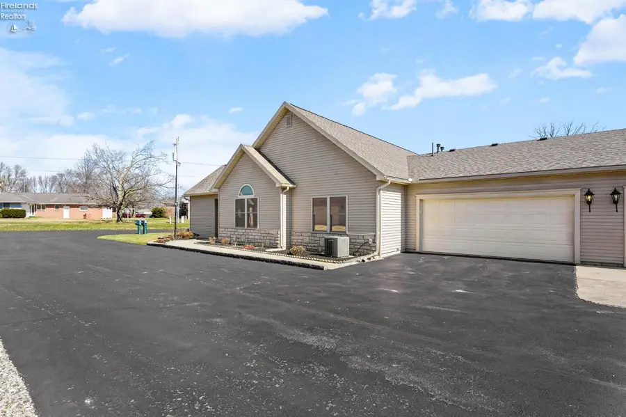 1313 Columbus Avenue #C, Fostoria, OH 44830 - #2