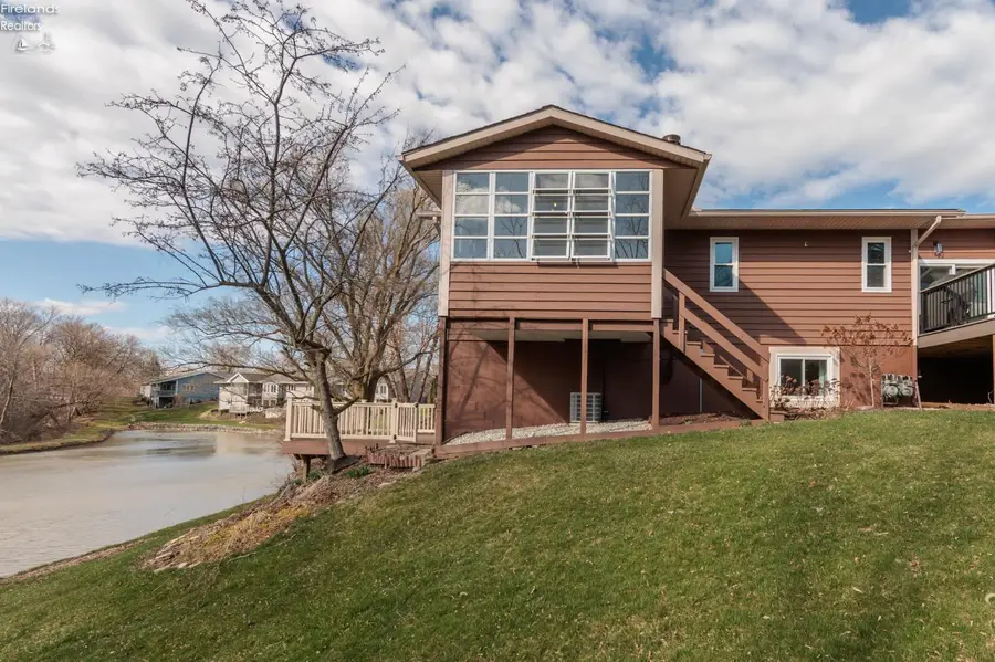 712 Elizabeth Drive, Huron, OH 44839 - #2