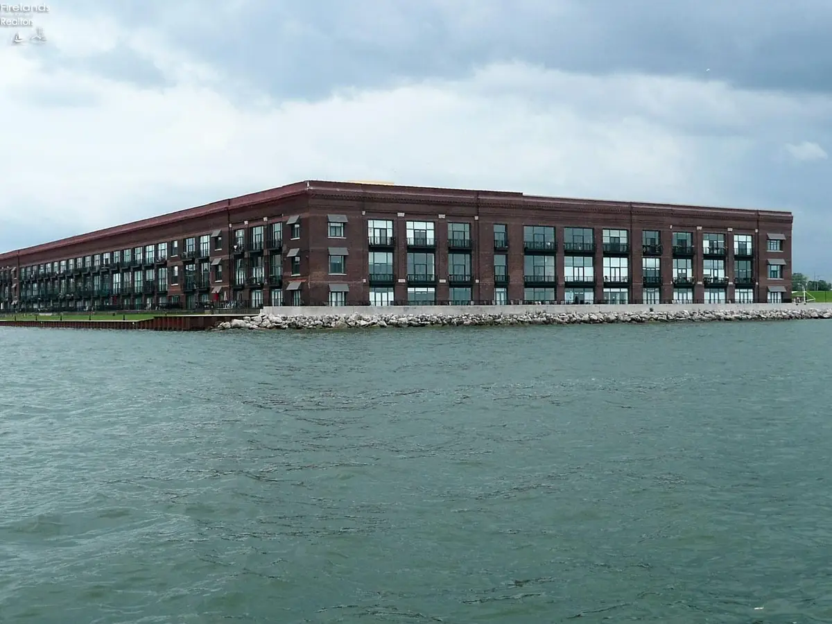 401 W Shoreline Drive #347, Sandusky, OH 44870 - #1