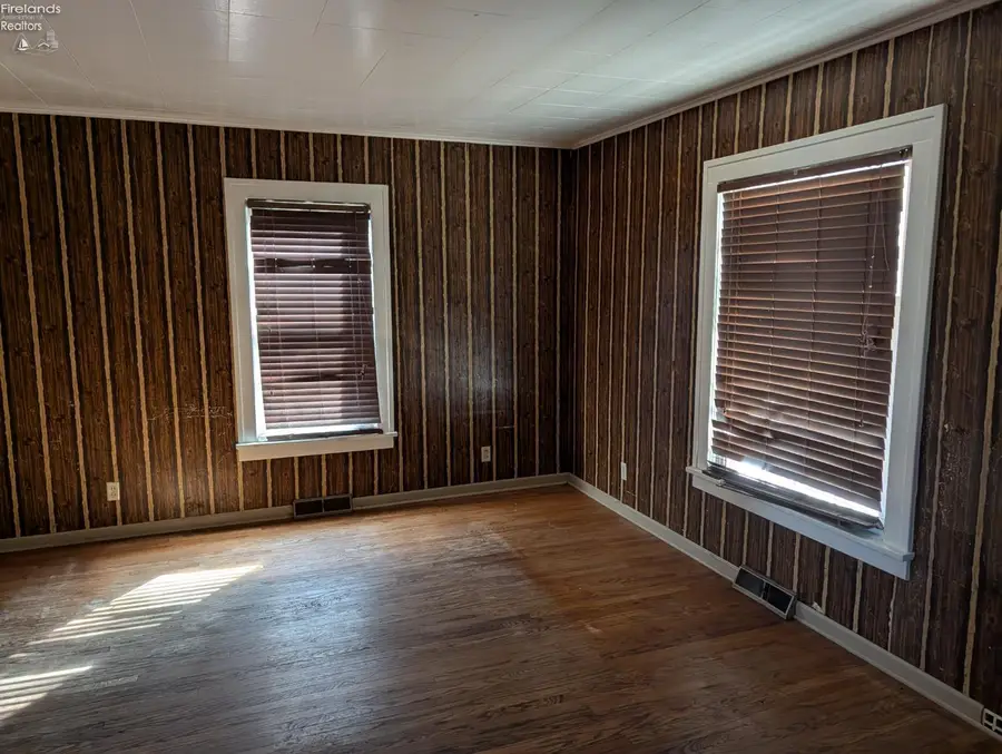 1120 Hamlin Street, Fremont, OH 43420 - #3