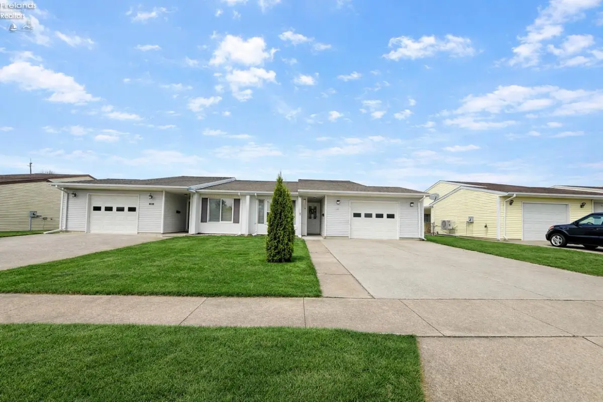 418 Brinker Street, Bellevue, OH 44811 - #1