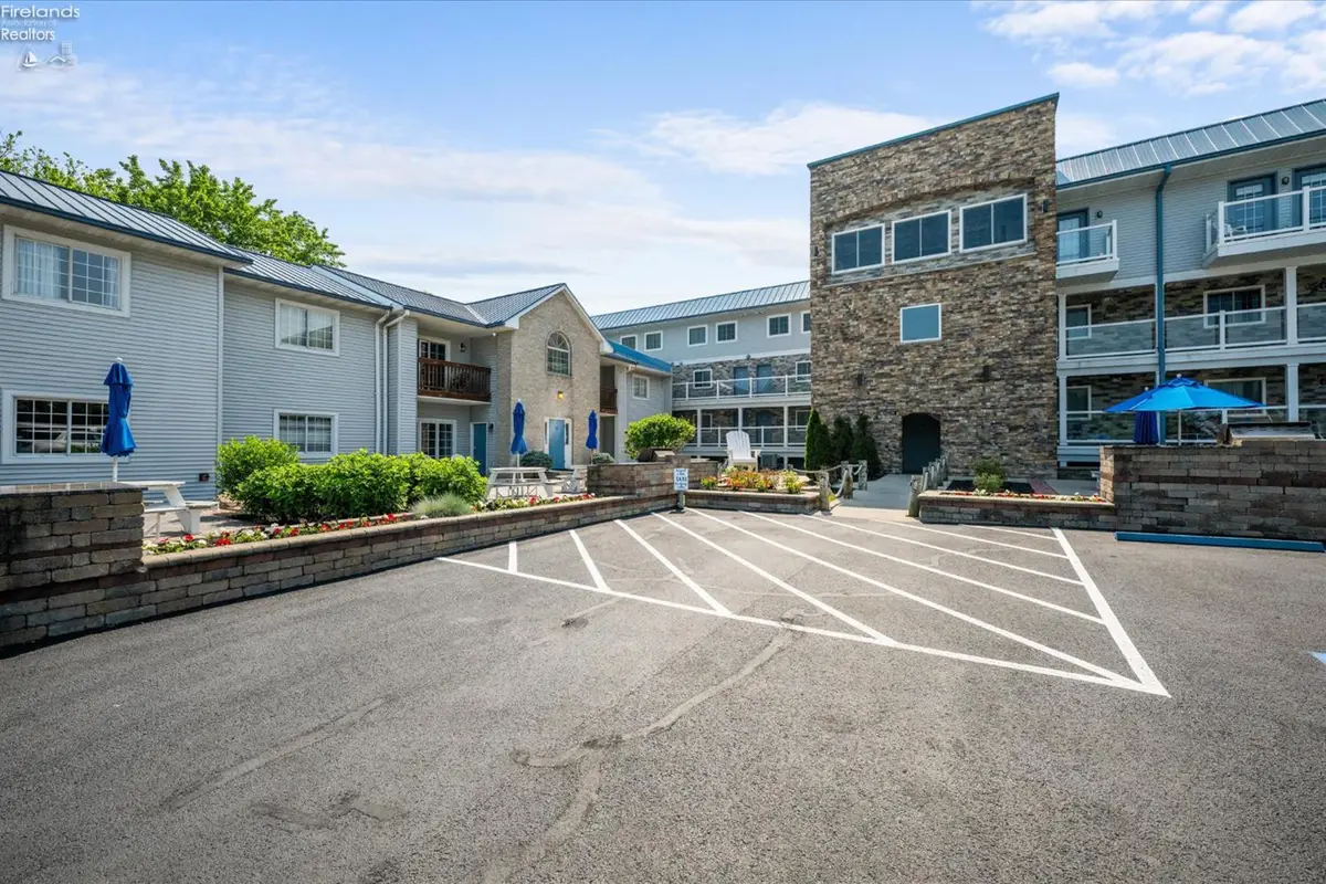1254 Tri-motor #112, Put In Bay, OH 43456 - #1