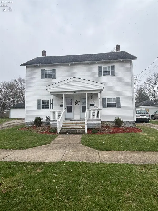 54 Raymond Avenue, Shelby, OH 44875