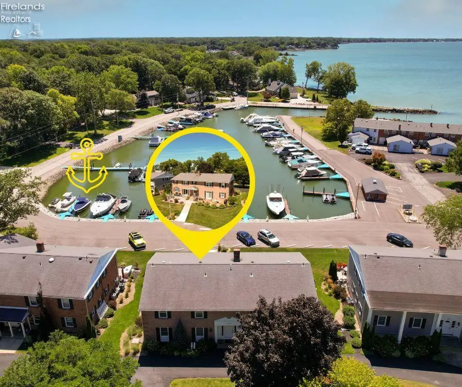 2188 N Carriage Lane #7, Port Clinton, OH 43452 - #2