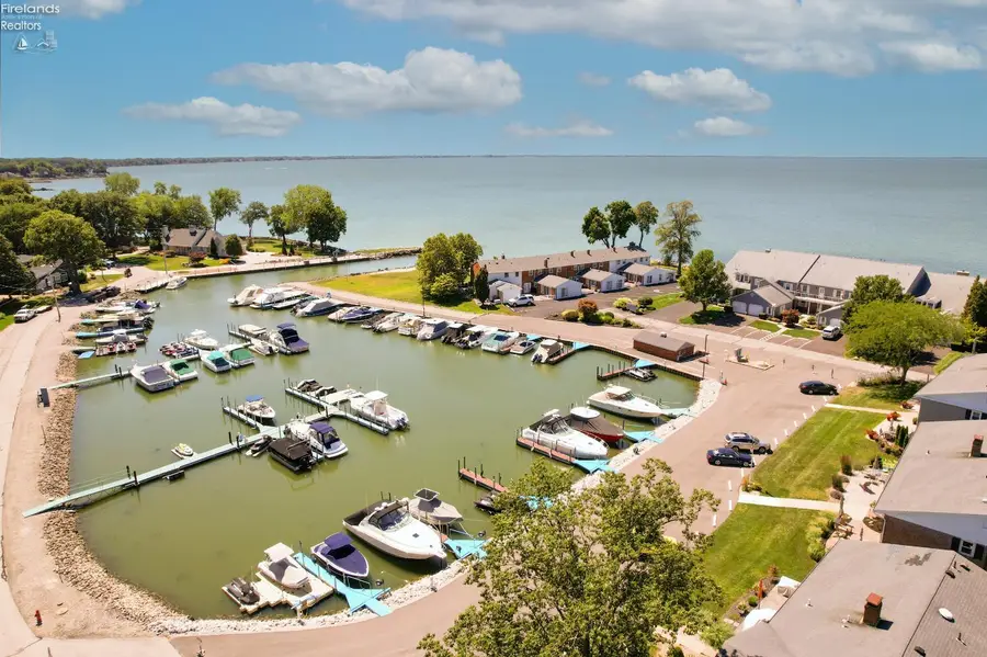 2188 N Carriage Lane #7, Port Clinton, OH 43452 - #3