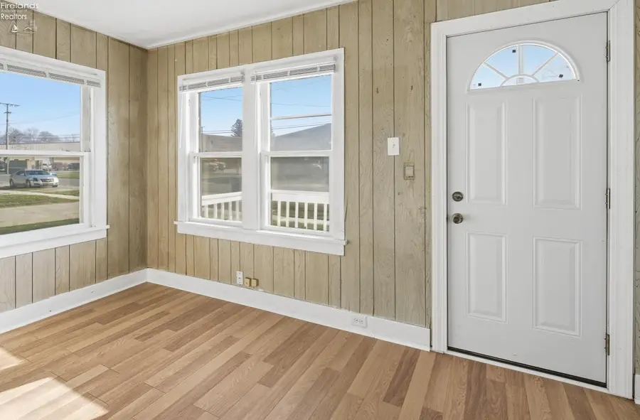 746 S Front Street, Fremont, OH 43420 - #3