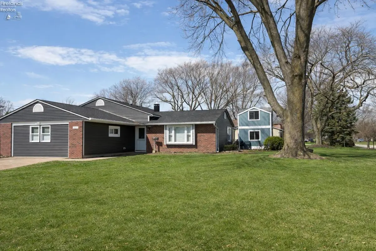 3117 E Bayview Lane, Sandusky, OH 44870 - #1