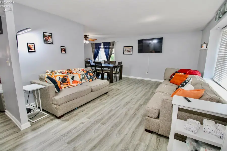 3117 E Bayview Lane, Sandusky, OH 44870 - #2