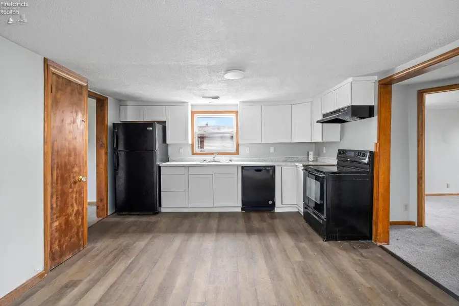 214 Linden Street, Port Clinton, OH 43452 - #2