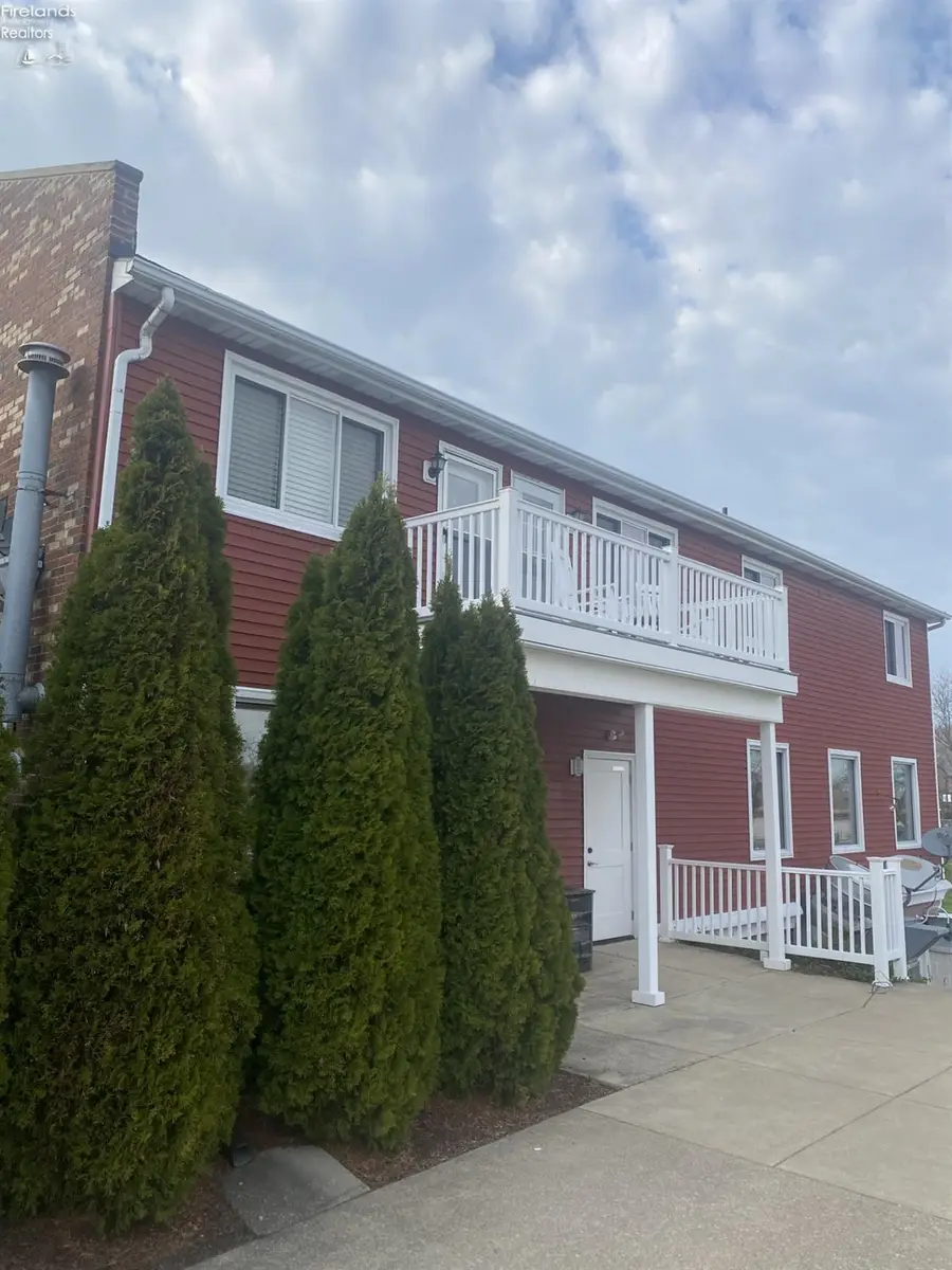 352 Main Street #B, Huron, OH 44839 - #2