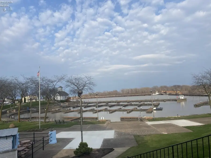 352 Main Street #B, Huron, OH 44839 - #3