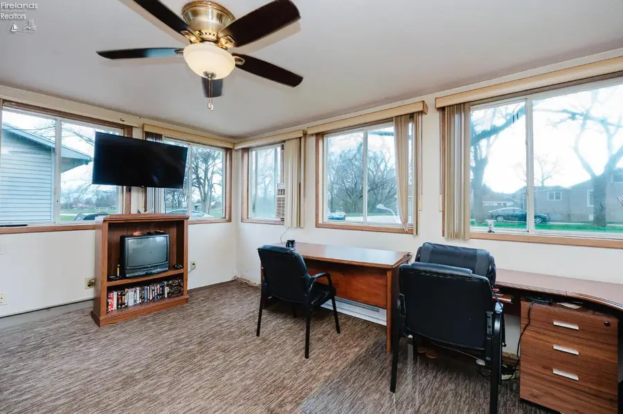 332 Krotzer, Luckey, OH 43443 - #3
