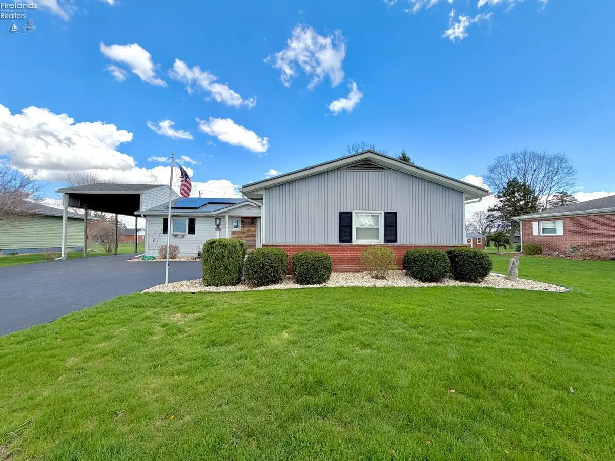 64 Oakwood Drive, Tiffin, OH 44883 - #1