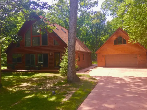 5054 E Schoolhouse Road, Port Clinton, OH 43452