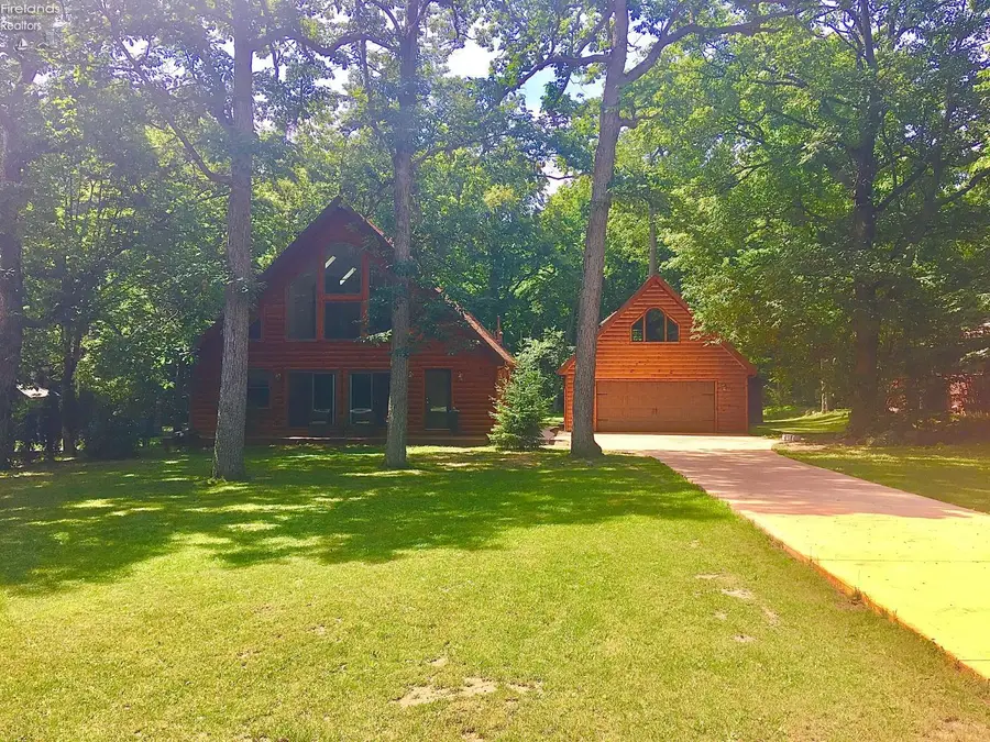 5054 E Schoolhouse Road, Port Clinton, OH 43452 - #2