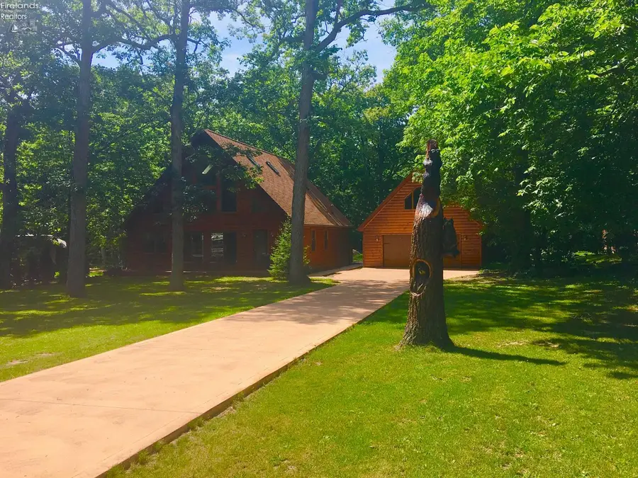 5054 E Schoolhouse Road, Port Clinton, OH 43452 - #3