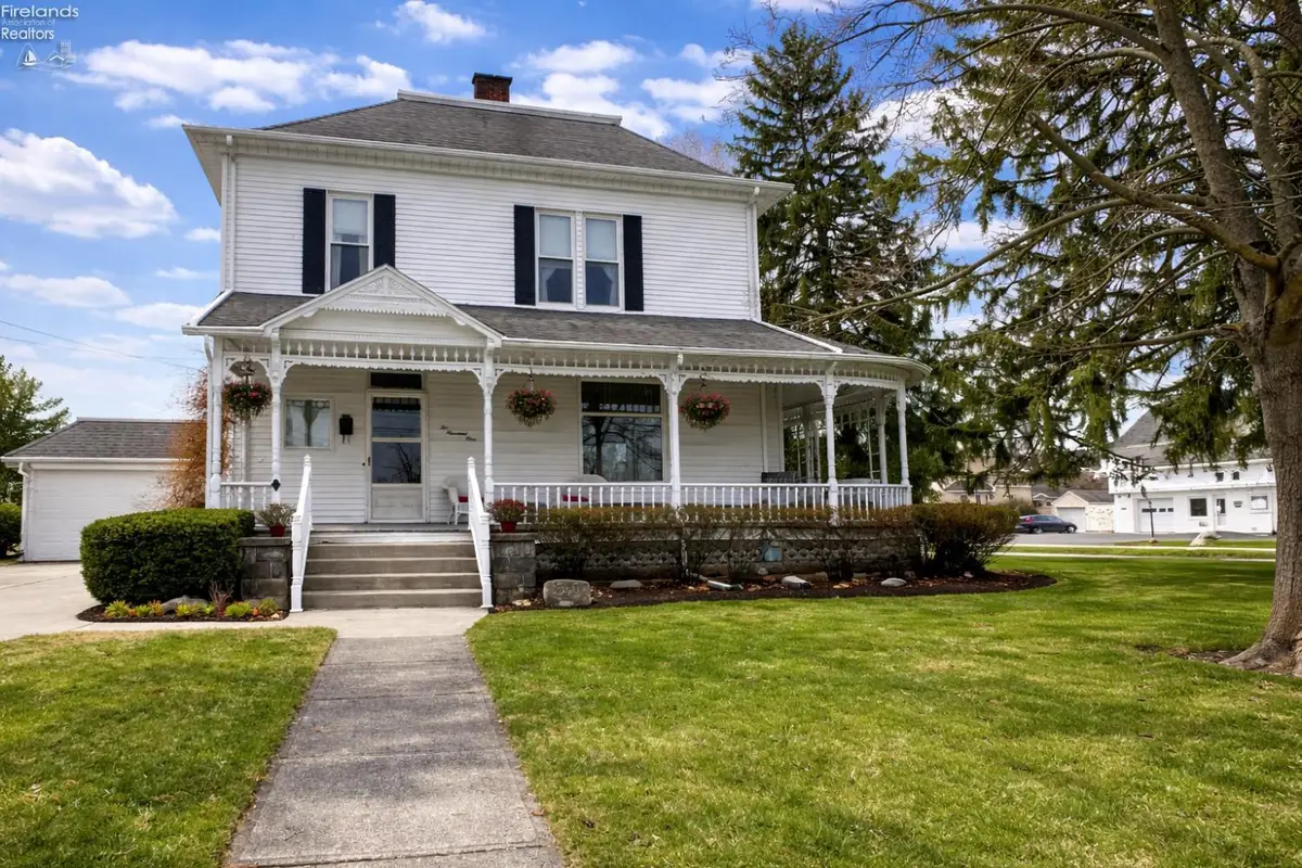 201 E Water Street, Oak Harbor, OH 43449 - #1