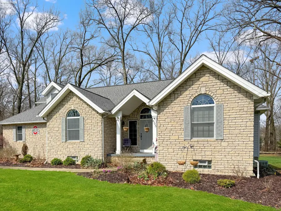 605 Sassafras Drive, Vermilion, OH 44089 - #3