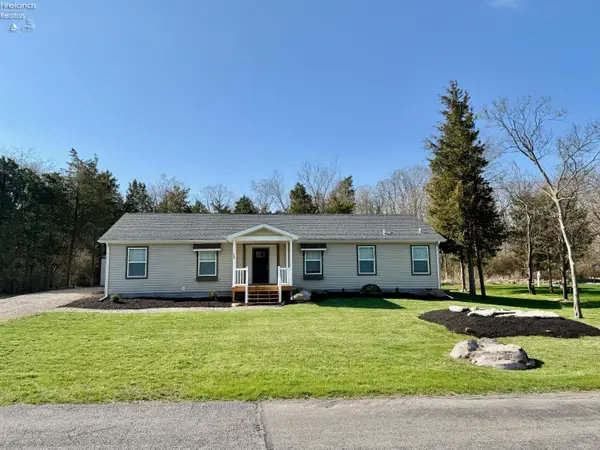 186 Hamilton Road, Kelleys Island, OH 43438