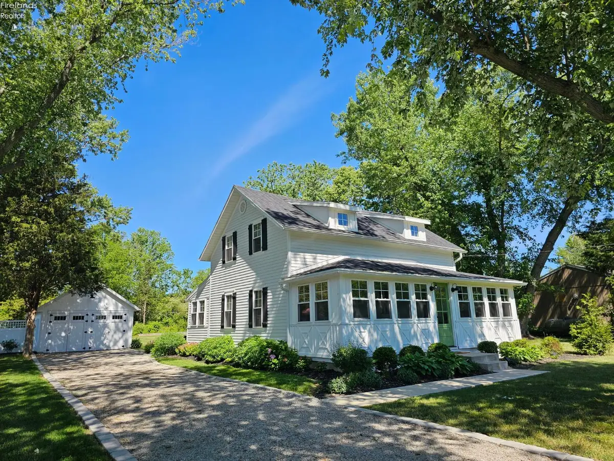 321 Harbor Lane, Kelleys Island, OH 43438 - #1