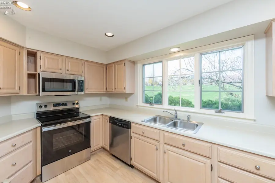 1418 Julianne Circle, Sandusky, OH 44870 - #3