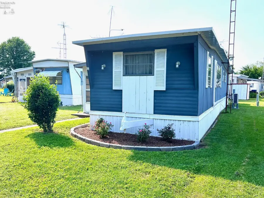 3575 NE Catawba Road #29, Port Clinton, OH 43452 - #2