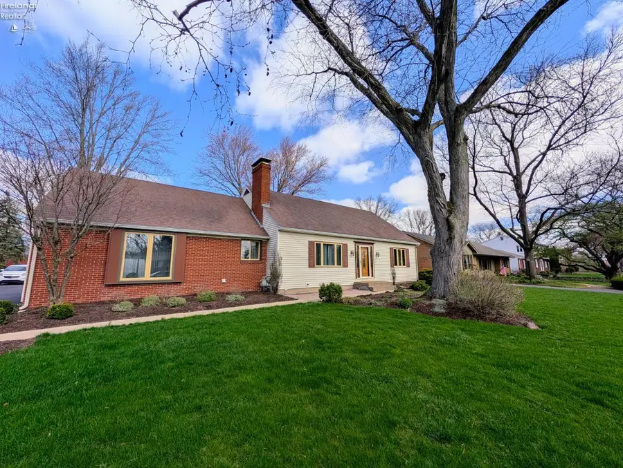 317 Cedar Brook, Sandusky, OH 44870 - #3